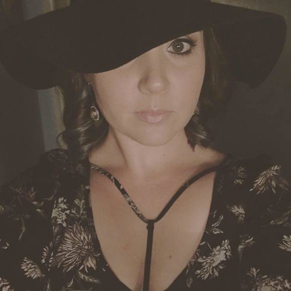 Meet your Posher, Jamie - Picture 1 of 1